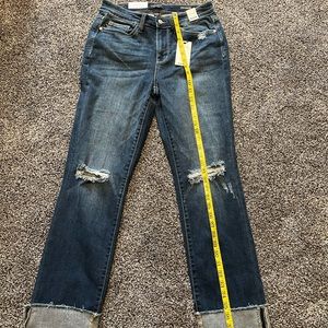 Judy Blue Mid Rise Minimal Destroy Straight Jeans